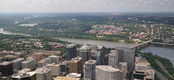 Arlington_County_from_the_air_by_Arlington_County_on_Flickr-600