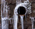 Frozen Pipe (Jim Clark/flickr)